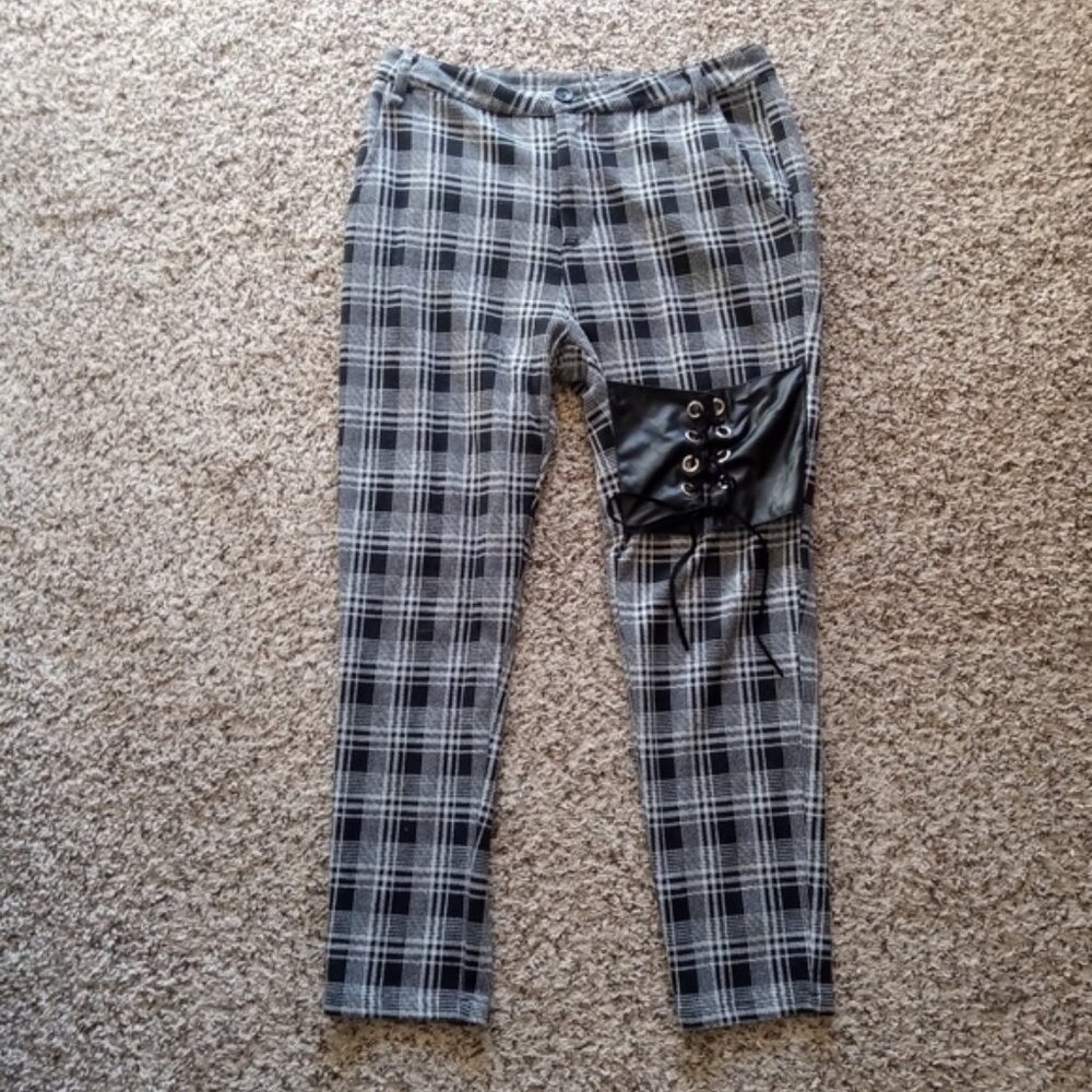 DISTURBIA Burroughs Plaid Trouser Pants Black Size M - Picture 2 of 5